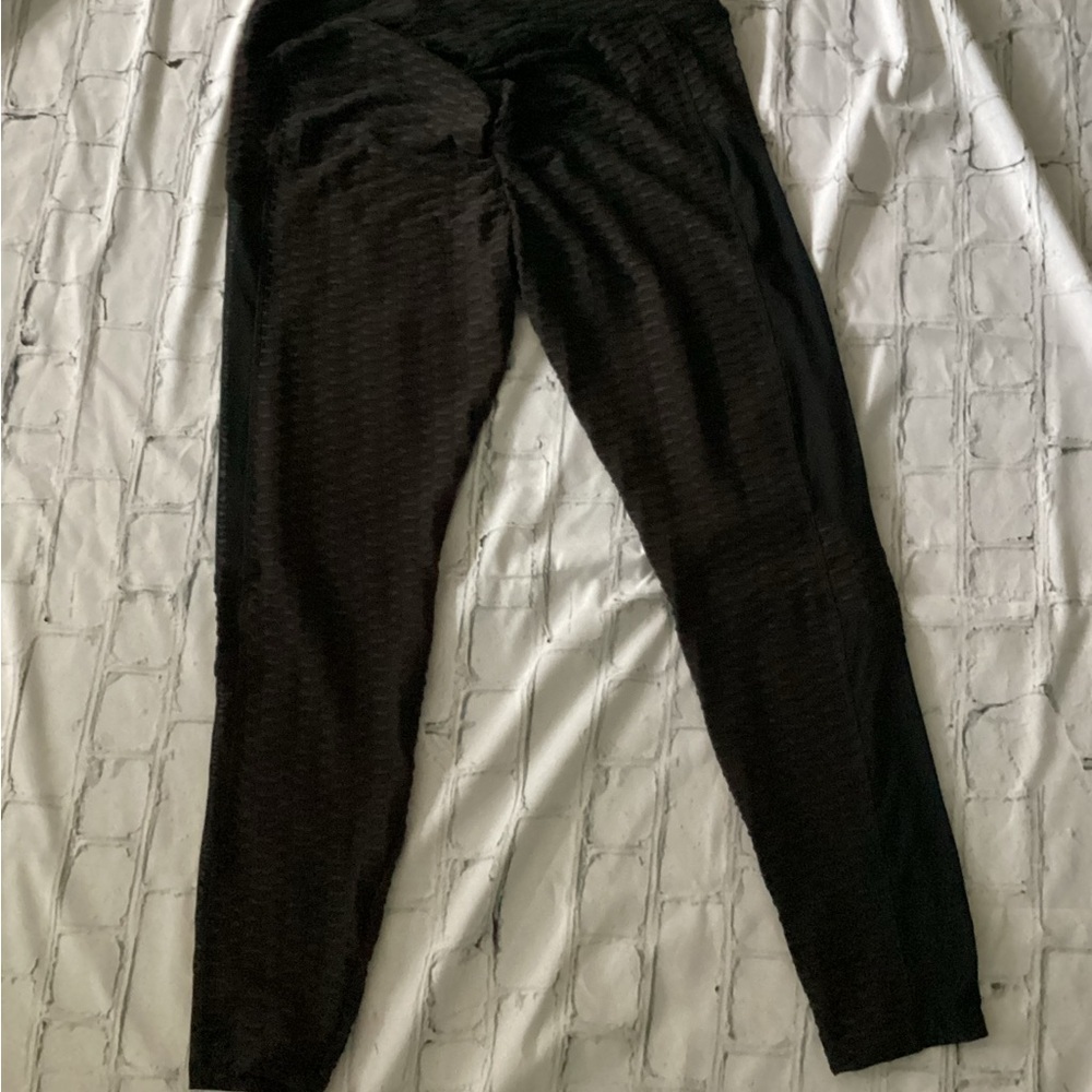 Sleek Black Leggings